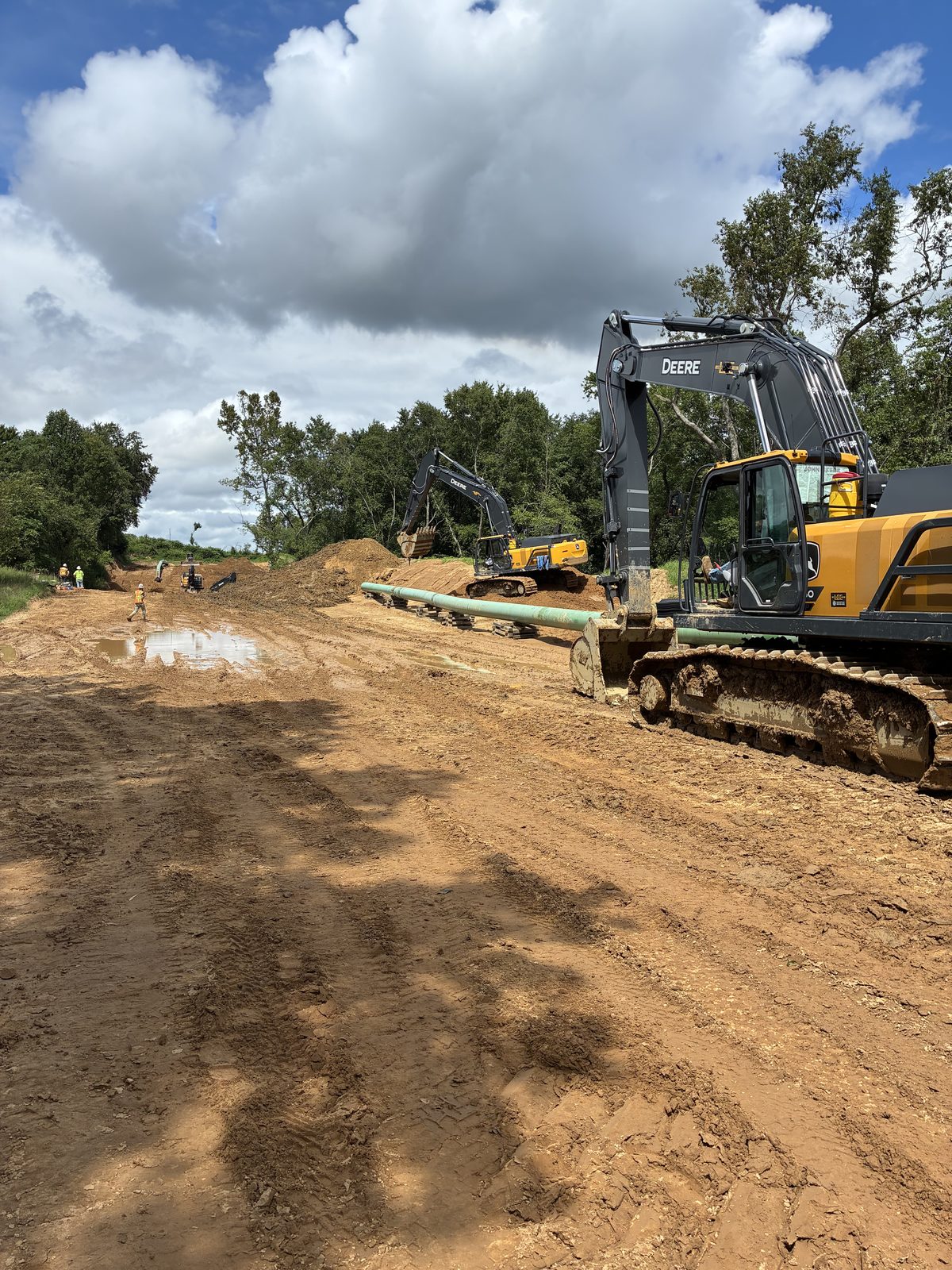 LiUNA members working a pipeline right-of-way in West Virginia